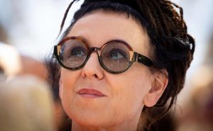 Cabrela homenageia Nobel da Literatura Olga Tokarczuk com atribuição do seu nome a uma árvore